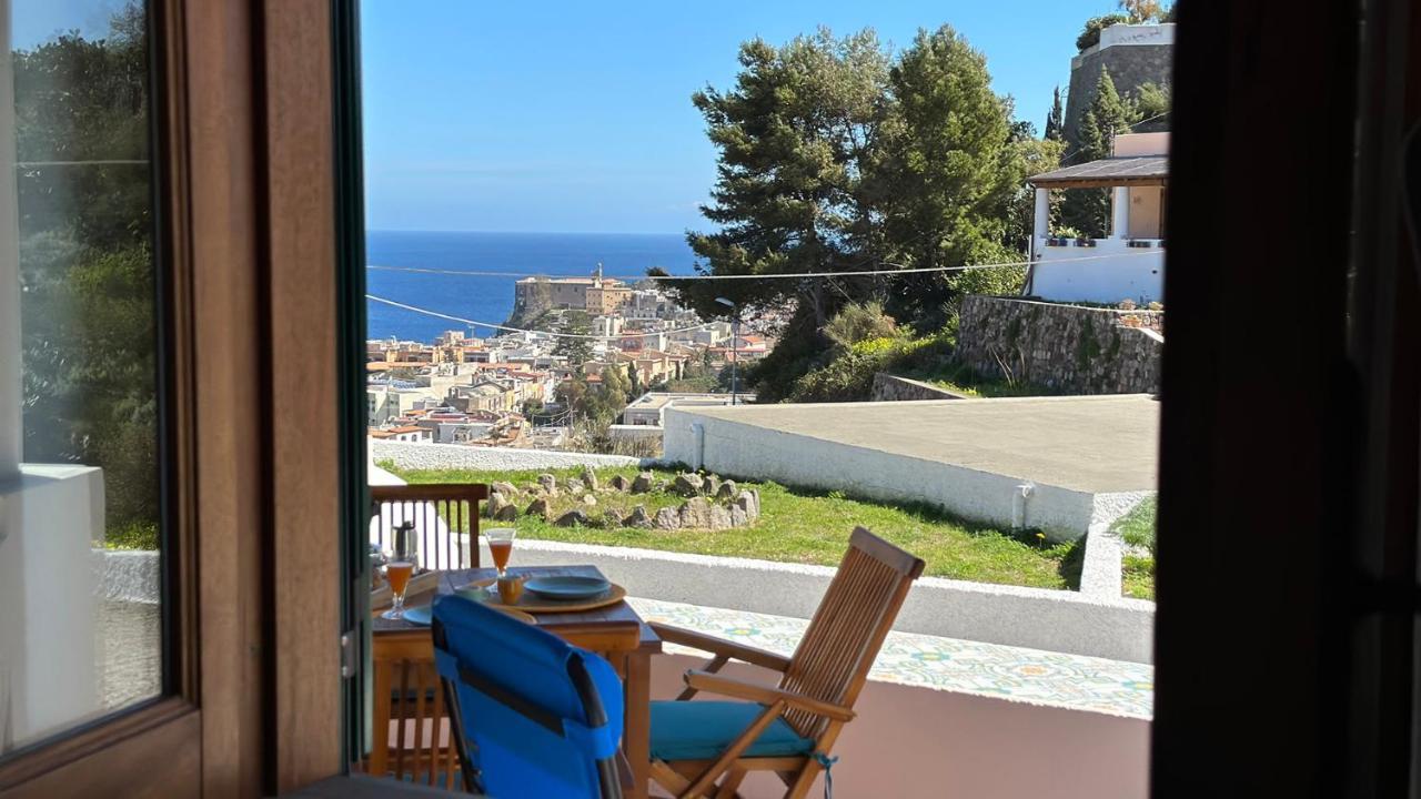 Villa La Milanina Lipari  Bagian luar foto
