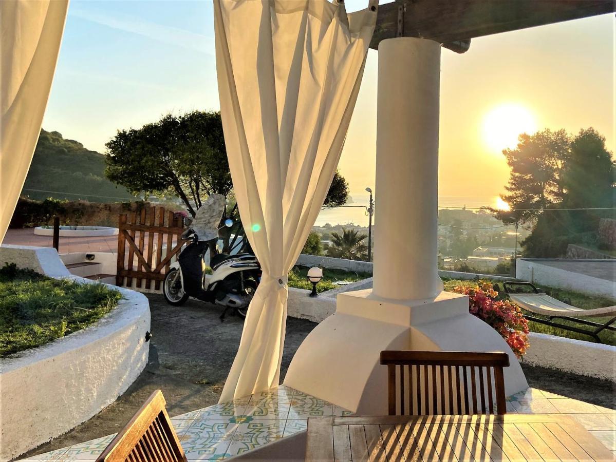 Villa La Milanina Lipari  Bagian luar foto