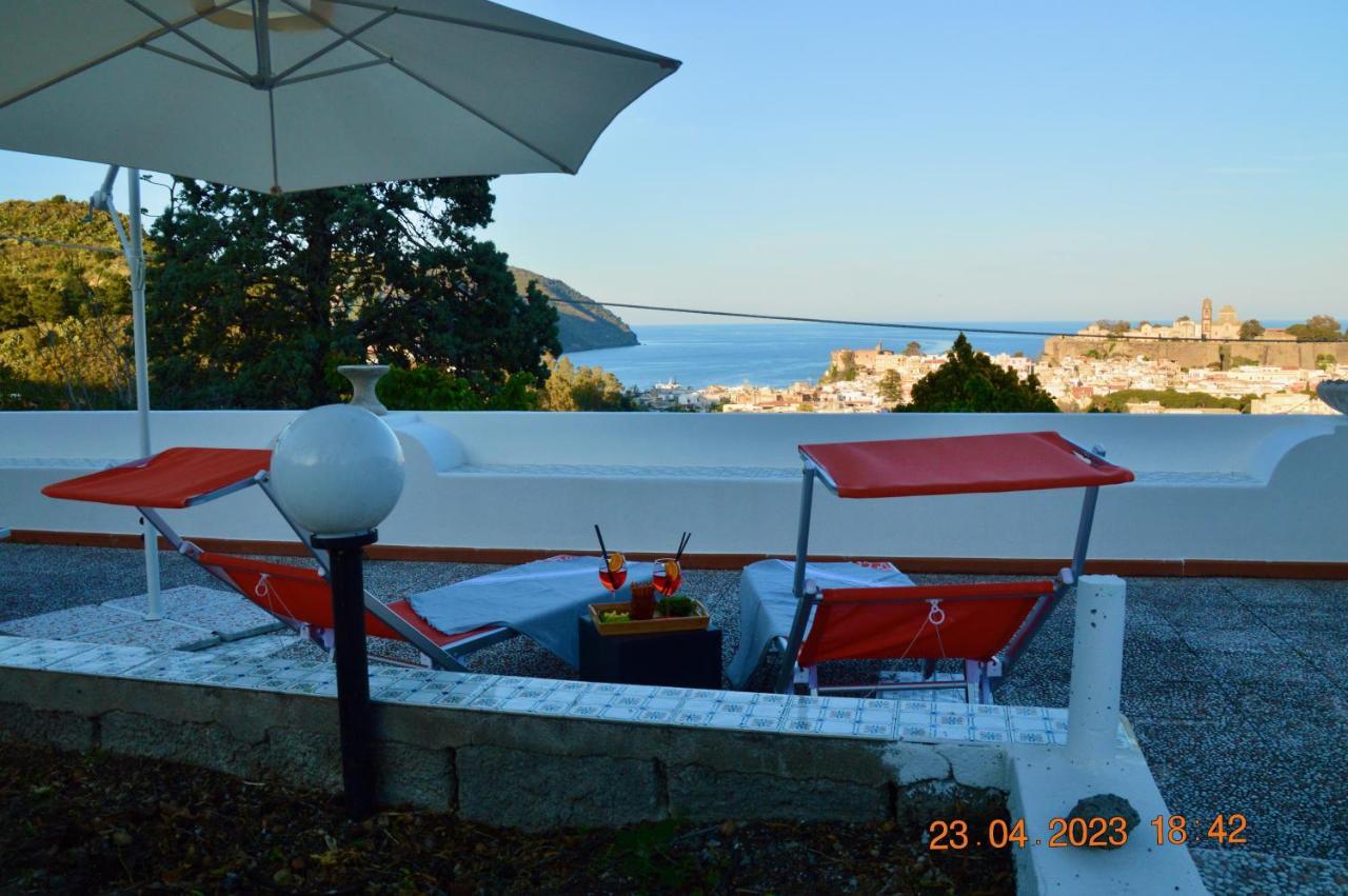 Villa La Milanina Lipari  Bagian luar foto