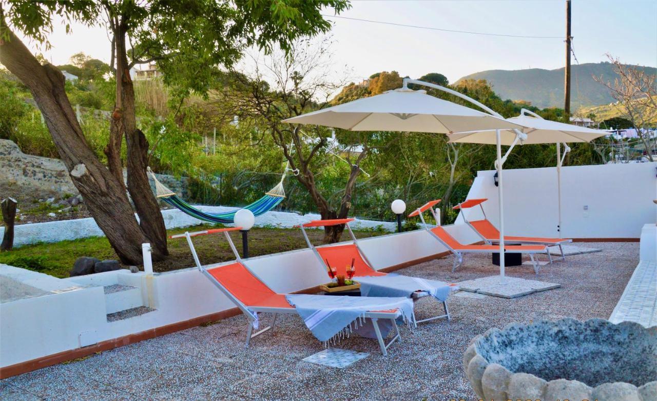 Villa La Milanina Lipari  Bagian luar foto