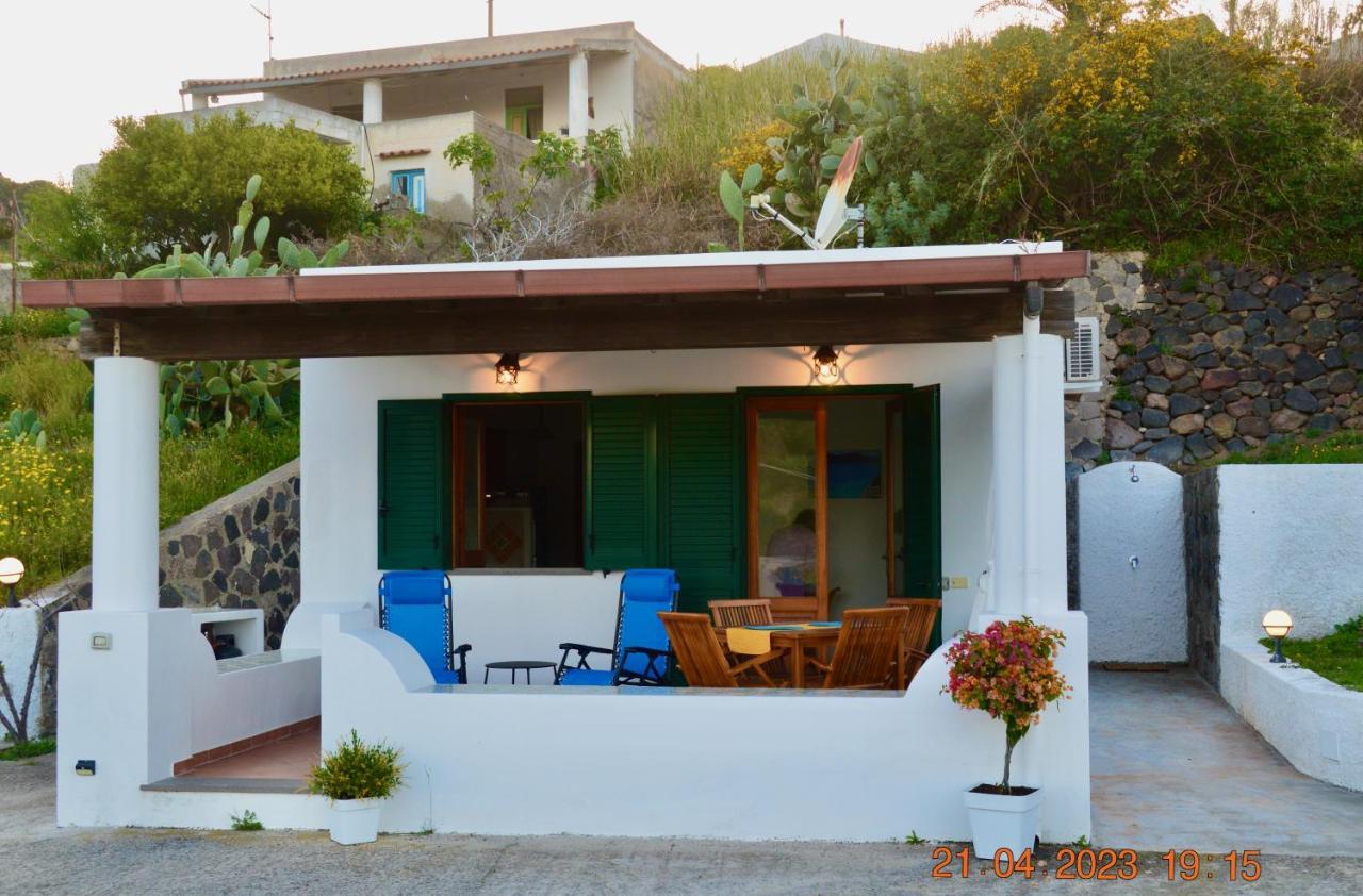 Villa La Milanina Lipari  Bagian luar foto