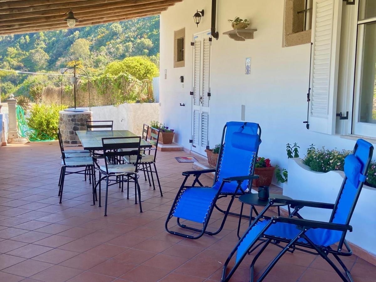 Villa La Milanina Lipari  Bagian luar foto